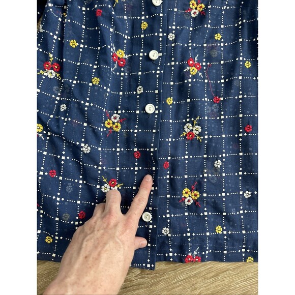 Vtg Womens JULIE MILLER California Blouse  Hand Embroidered Sheer Shirt Navy Sz6 - Picture 7 of 10